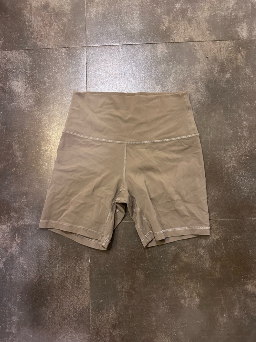 lululemon athletica Align High-Rise Biker Shorts in Taupe